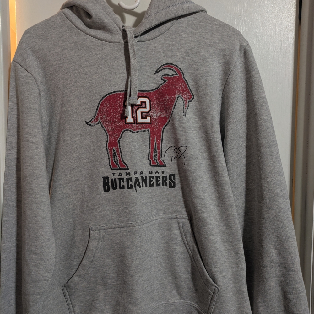 NWT Tom Brady Tampa Bay Buccaneers Hoodie